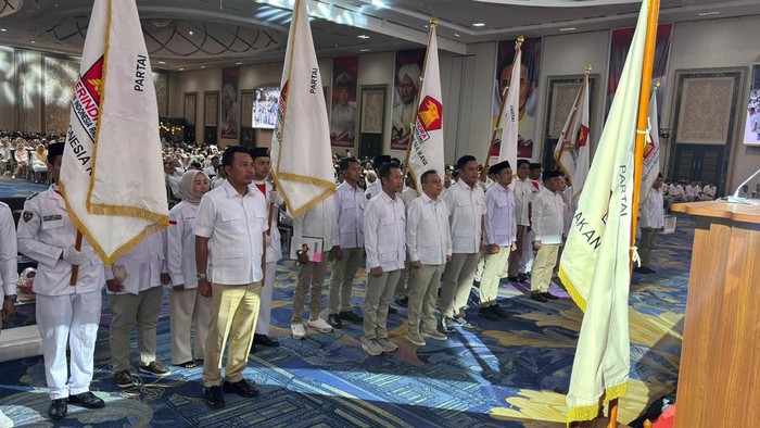 Ramai-Ramai Bupati Login ke Gerindra, Ada Apa?